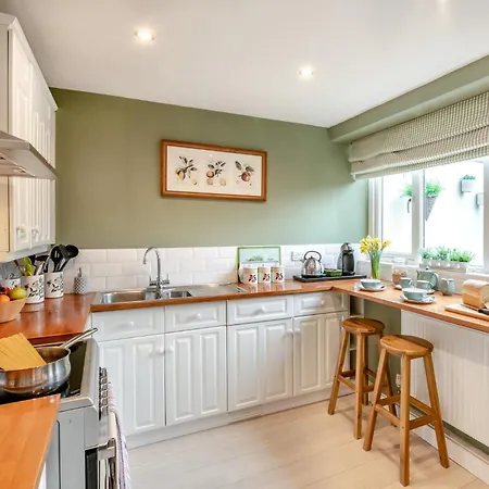 2 Bed In York 64455 Holiday home *